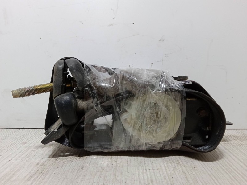 Recambio de cinturon seguridad delantero derecho para hyundai h-1 furgoneta (a1) 2.5 td referencia OEM IAM   