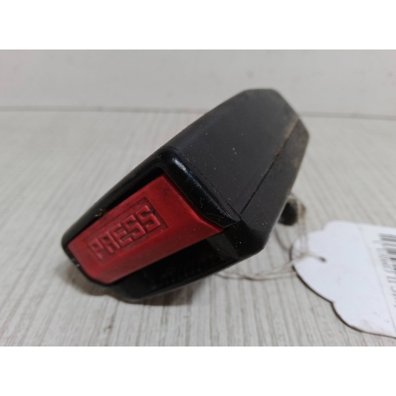 Recambio de anclaje cinturon trasero derecho para renault scénic ii (jm0/1_) 1.9 dci (jm0g, jm12, jm1g, jm2c) referencia OEM IAM