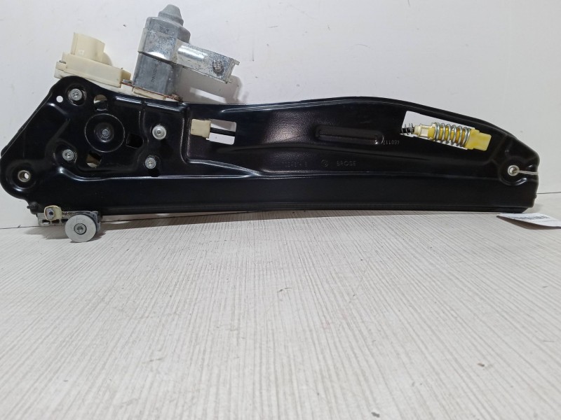 Recambio de elevalunas electrico trasero derecho para bmw 7 (e65, e66, e67) 735 i, li referencia OEM IAM 7024814E  