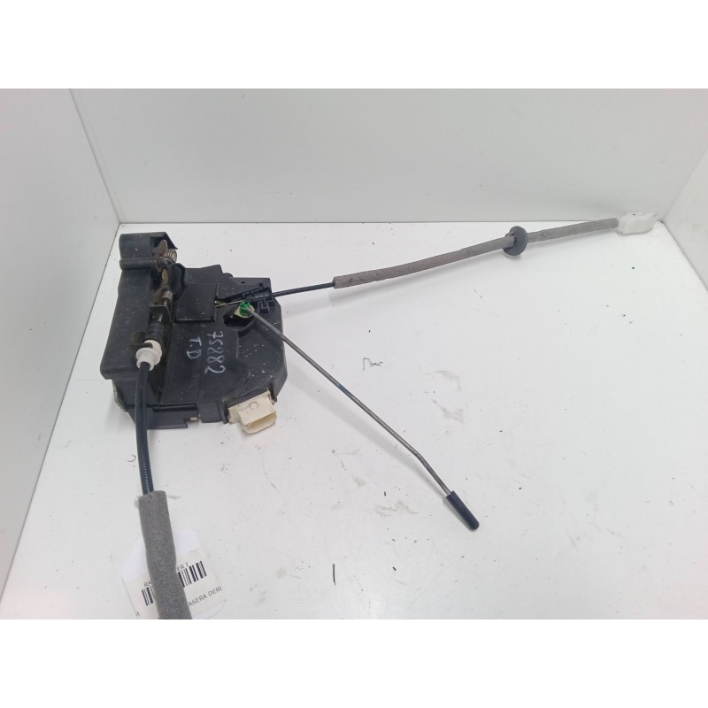 Recambio de cerradura puerta trasera derecha para land rover range rover i 4.3 vogue lse 4x4 referencia OEM IAM   