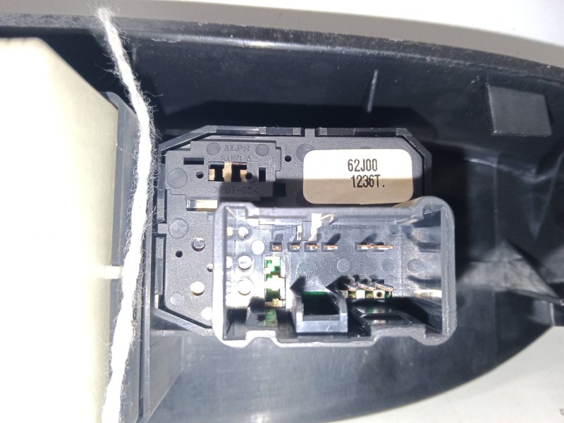 Recambio de mando elevalunas delantero izquierdo para fiat sedici (189_) 1.6 16v 4x4 referencia OEM IAM   