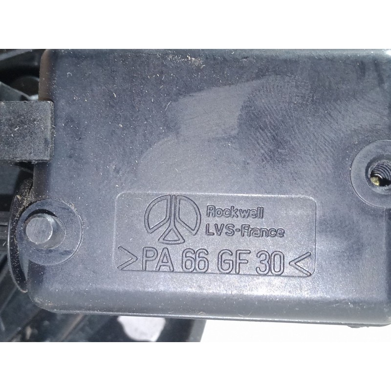 Recambio de maneta exterior porton para renault clio ii (bb_, cb_) 1.5 dci (b/cb07) referencia OEM IAM 8200060917  