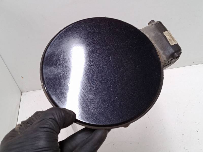 TAPA EXTERIOR COMBUSTIBLE 