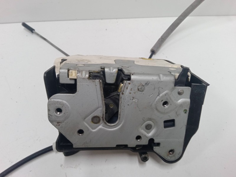 Recambio de cerradura puerta trasera derecha para land rover range rover i 4.3 vogue lse 4x4 referencia OEM IAM   