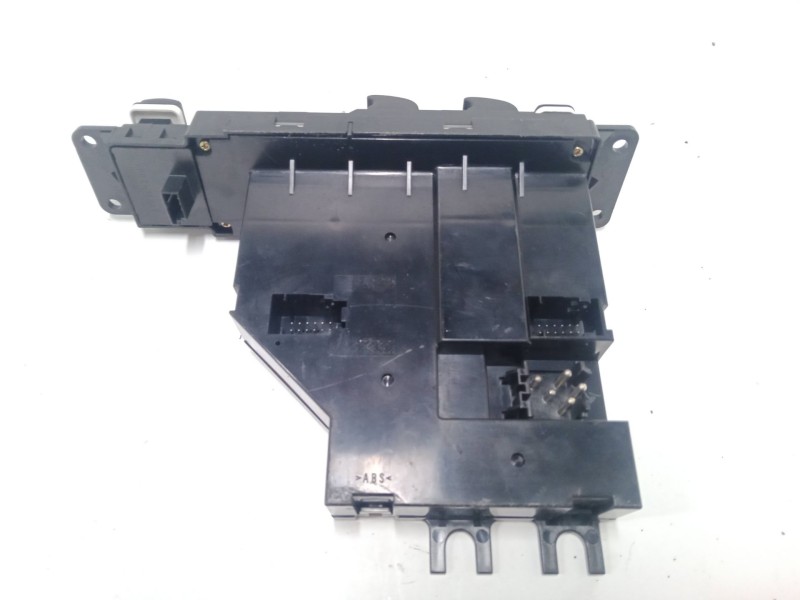 Recambio de mando elevalunas delantero izquierdo para land rover range rover i 4.3 vogue lse 4x4 referencia OEM IAM   