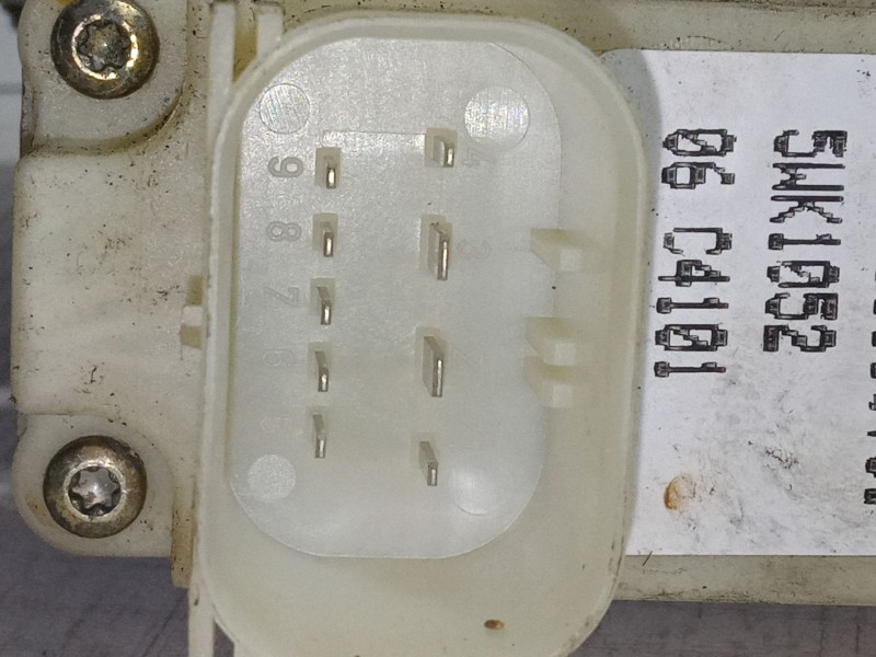 Recambio de elevalunas electrico trasero izquierdo para bmw 7 (e65, e66, e67) 735 i, li referencia OEM IAM 020.60080.01.5WK1052 