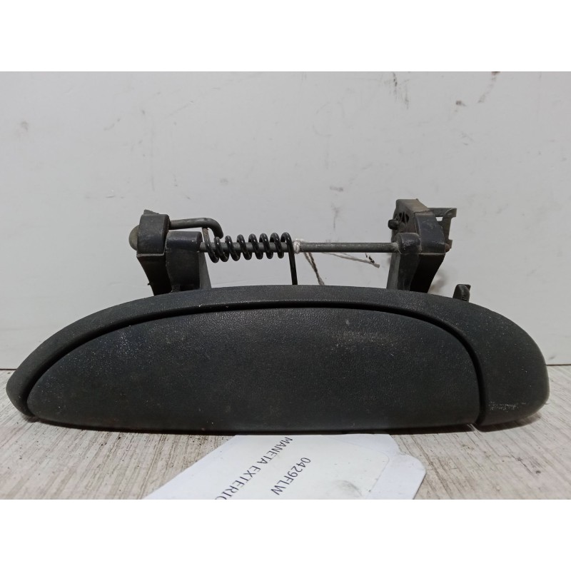 Recambio de maneta exterior puerta delantera izquierda para renault clio ii (bb_, cb_) 1.5 dci (b/cb07) referencia OEM IAM   