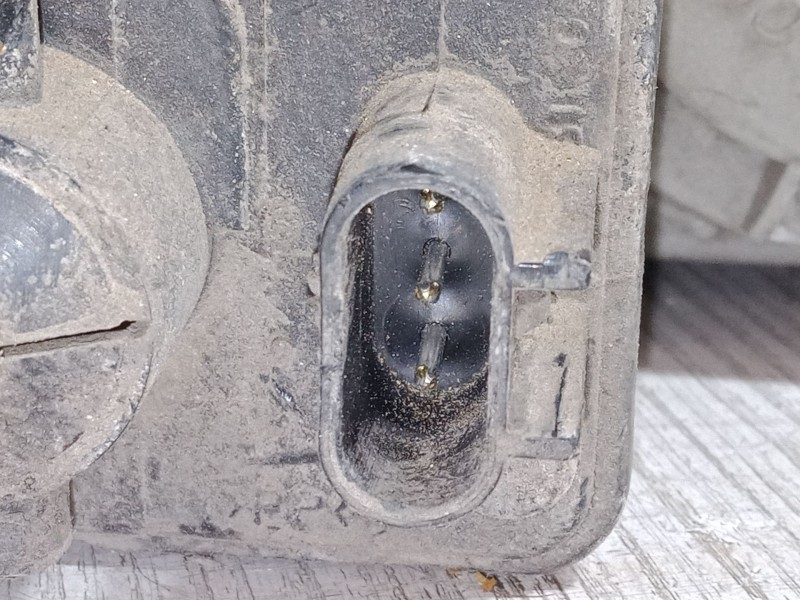 Recambio de faro izquierdo para hyundai h-1 furgoneta (a1) 2.5 td referencia OEM IAM   