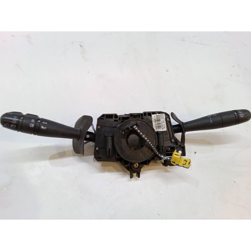 Recambio de mando luces para dacia sandero 1.4 (bs0c, bs0a, bs0g, bs1f, bs0e) referencia OEM IAM 8200792584P  901057666