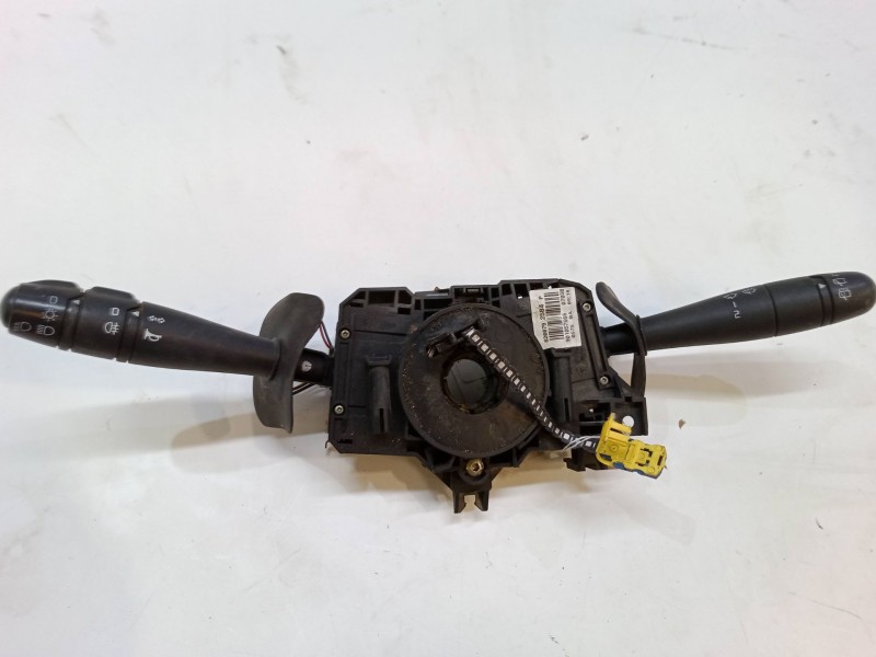 Recambio de mando luces para dacia sandero 1.4 (bs0c, bs0a, bs0g, bs1f, bs0e) referencia OEM IAM 8200792584P  901057666