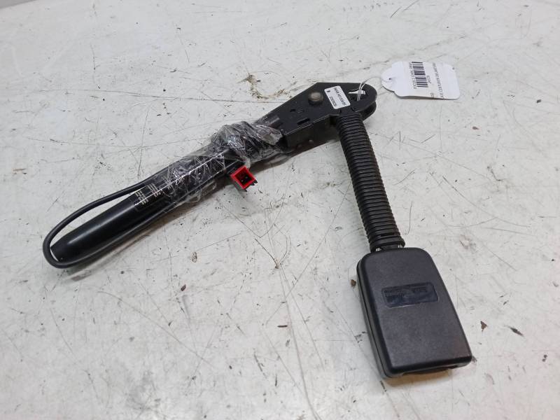 ANCLAJE CINTURON DELANTERO DERECHO 