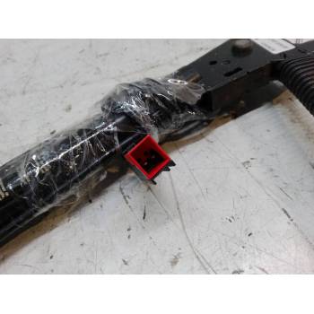 ANCLAJE CINTURON DELANTERO DERECHO 