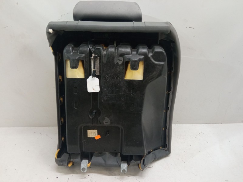 Recambio de asientos trasero derecho para bmw 7 (e65, e66, e67) 735 i, li referencia OEM IAM   