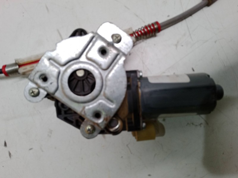 Recambio de elevalunas electrico delantero derecho para nissan terrano ii (r20) 2.7 tdi 4wd referencia OEM IAM   