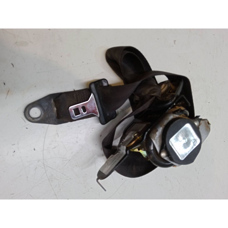 Recambio de cinturon con pretensor delantero derecho para nissan terrano ii (r20) 2.7 tdi 4wd referencia OEM IAM   