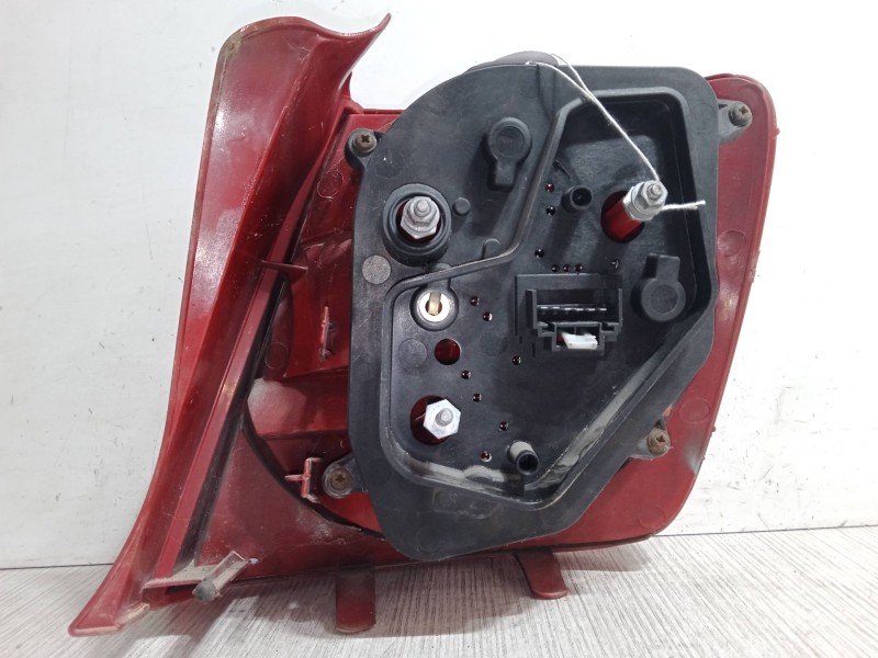 Recambio de piloto trasero izquierdo para fiat stilo van (192_) 1.9 jtd (192dxe1a) referencia OEM IAM   