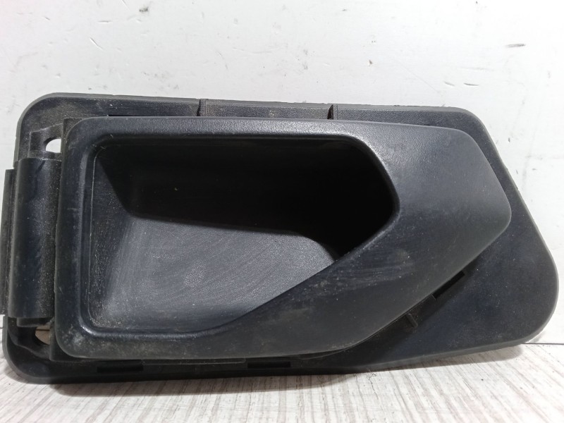 Recambio de maneta interior puerta delantera izquierda para peugeot 306 hatchback (7a, 7c, n3, n5) 1.6 referencia OEM IAM 961253 Recambio de maneta interior puerta delantera izquierda para peugeot 306 hatchback (7a, 7c, n3, n5) 1.6 referencia OEM IAM 961253