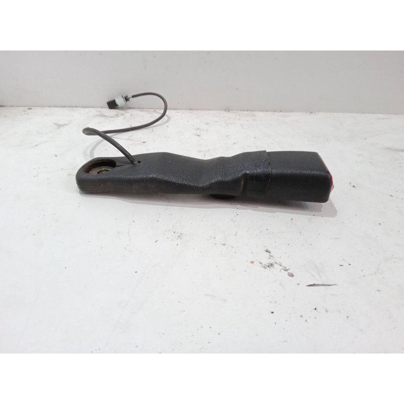 Recambio de anclaje cinturon delantero derecho para mercedes-benz clase m (w163) ml 320 (163.154) referencia OEM IAM   