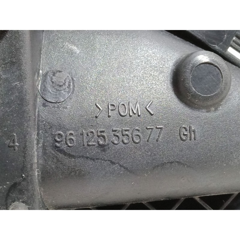 Recambio de maneta interior puerta delantera izquierda para peugeot 306 hatchback (7a, 7c, n3, n5) 1.6 referencia OEM IAM 961253 Recambio de maneta interior puerta delantera izquierda para peugeot 306 hatchback (7a, 7c, n3, n5) 1.6 referencia OEM IAM 961253