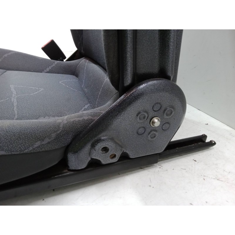 Recambio de asiento delantero izquierdo para smart fortwo coupé (450) 0.7 (450.352, 450.332) referencia OEM IAM   