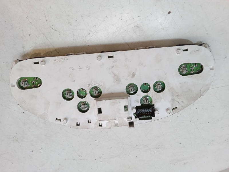 Recambio de cuadro instrumentos para chrysler voyager iv (rg, rs) 2.4 referencia OEM IAM P05082128AC TN1575109414 R128AC