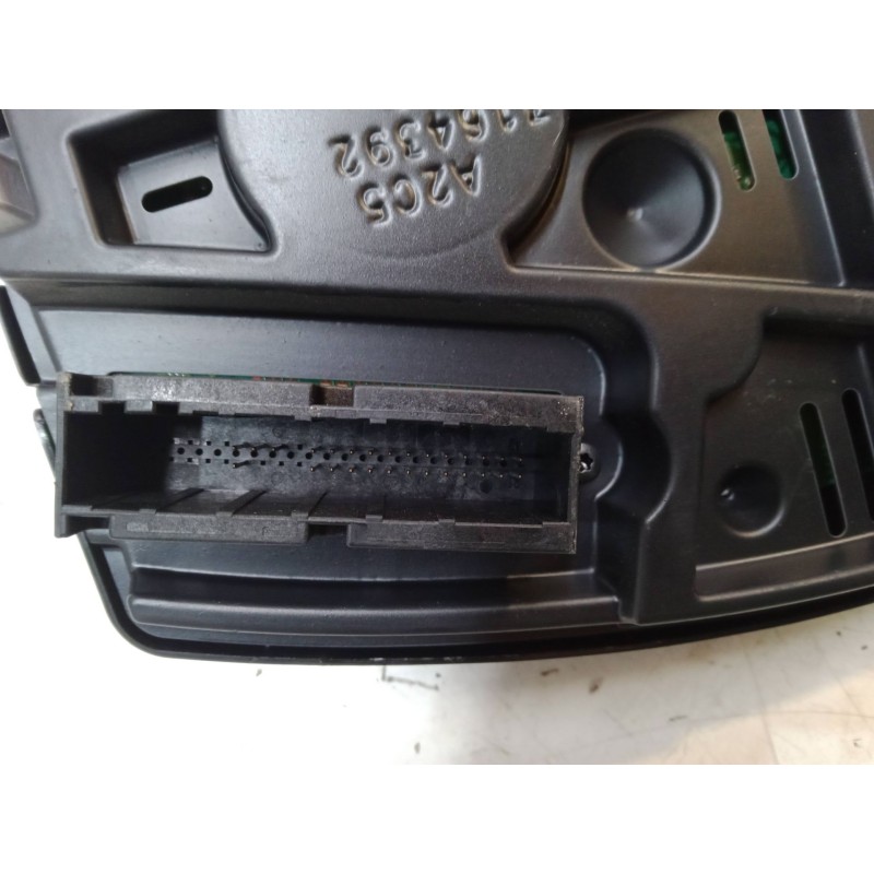 Recambio de cuadro instrumentos para opel zafira / zafira family b (a05) 1.8 (m75) referencia OEM IAM 13309002YC  SW7655