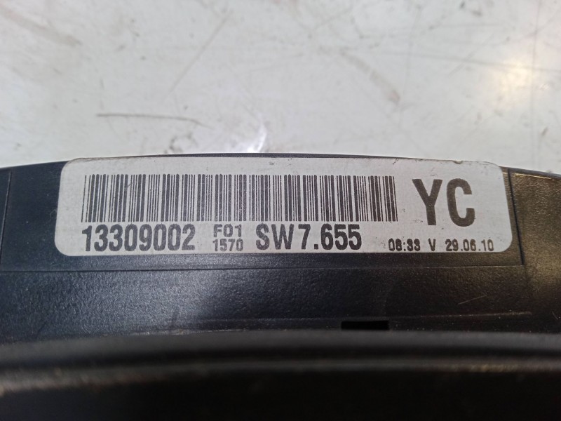 Recambio de cuadro instrumentos para opel zafira / zafira family b (a05) 1.8 (m75) referencia OEM IAM 13309002YC  SW7655
