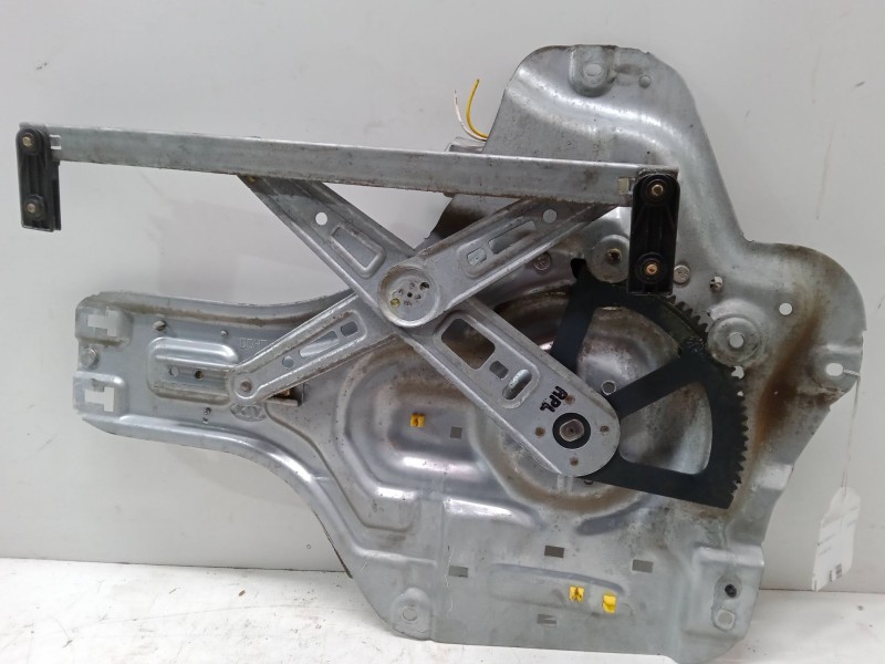 Recambio de elevalunas electrico trasero izquierdo para kia cerato i hatchback (ld) 1.6 referencia OEM IAM   
