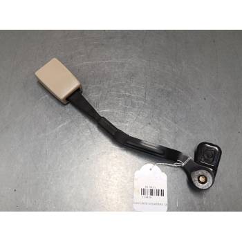 ANCLAJE CINTURON DELANTERO IZQUIERDO 
