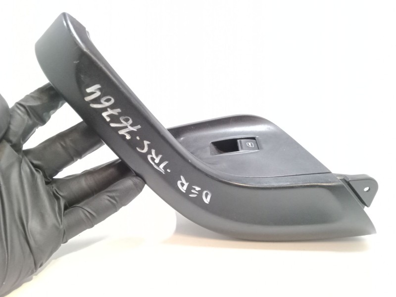 Recambio de mando elevalunas trasero derecho para seat ibiza iv sc (6j1, 6p5) 1.4 referencia OEM IAM   