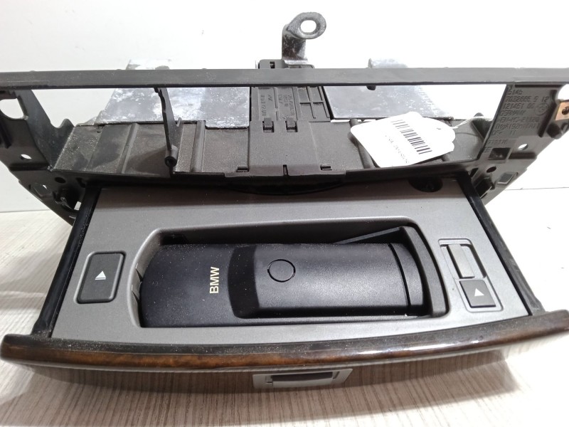 Recambio de consola central inferior para bmw 7 (e65, e66, e67) 735 i, li referencia OEM IAM   