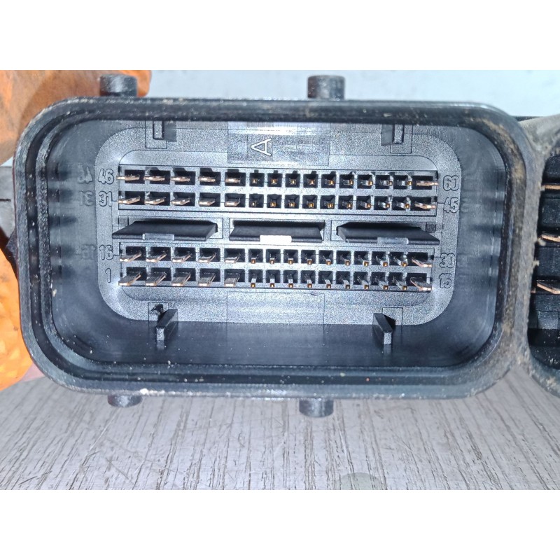 Recambio de centralita motor uce para audi a3 (8p1) 1.9 tdi referencia OEM IAM 03G906016J EDC16 0281011383