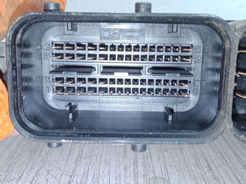 Recambio de centralita motor uce para audi a3 (8p1) 1.9 tdi referencia OEM IAM 03G906016J EDC16 0281011383