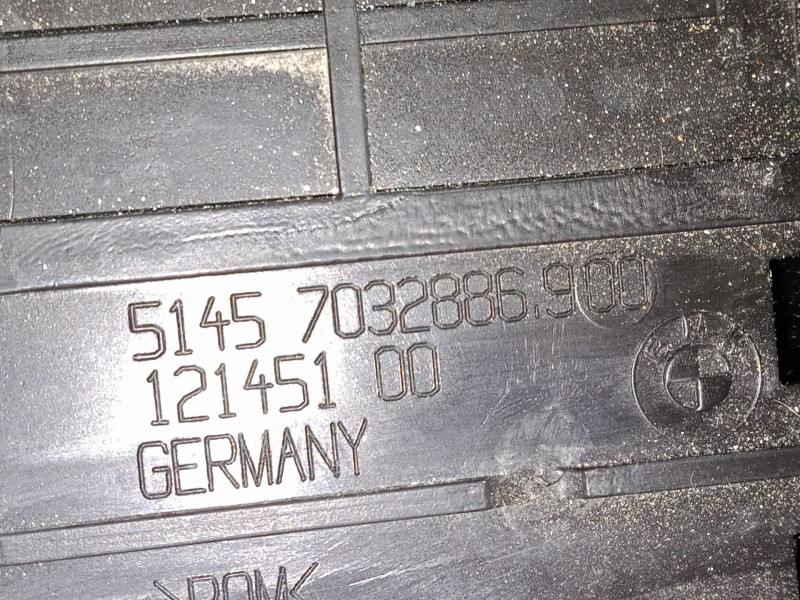 Recambio de consola central inferior para bmw 7 (e65, e66, e67) 735 i, li referencia OEM IAM   