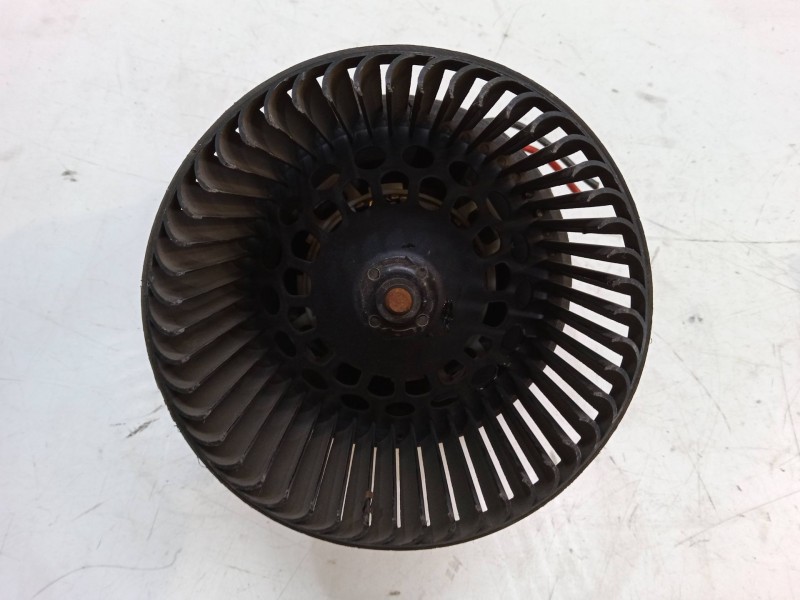 Recambio de motor calefaccion para peugeot 207/207+ (wa_, wc_) 1.6 hdi referencia OEM IAM   