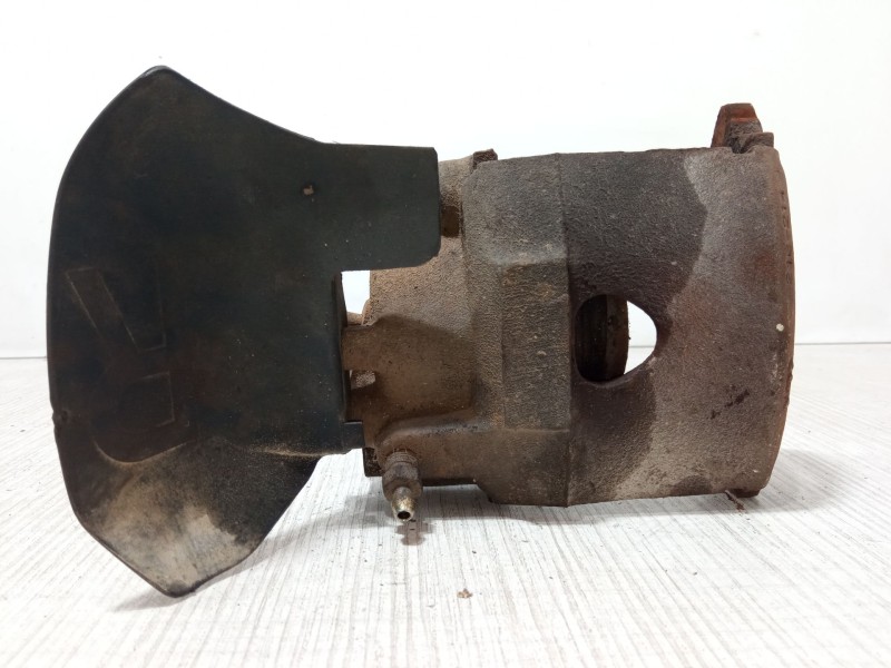 Recambio de pinza freno delantera derecha para volkswagen polo iii (6n1) 45 1.0 referencia OEM IAM 1H0615194B  