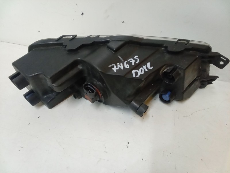 Recambio de faro antiniebla derecho para skoda rapid (nh3, nk3, nk6) 1.6 tdi referencia OEM IAM   