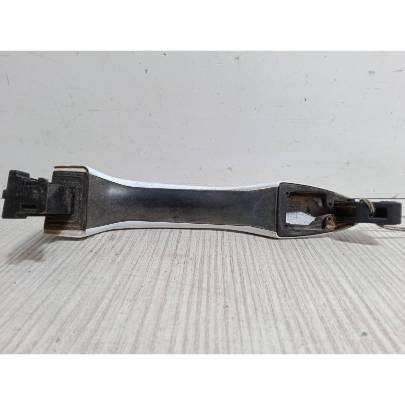 Recambio de maneta exterior puerta delantera derecha para kia sportage iii (sl) 1.7 crdi referencia OEM IAM   