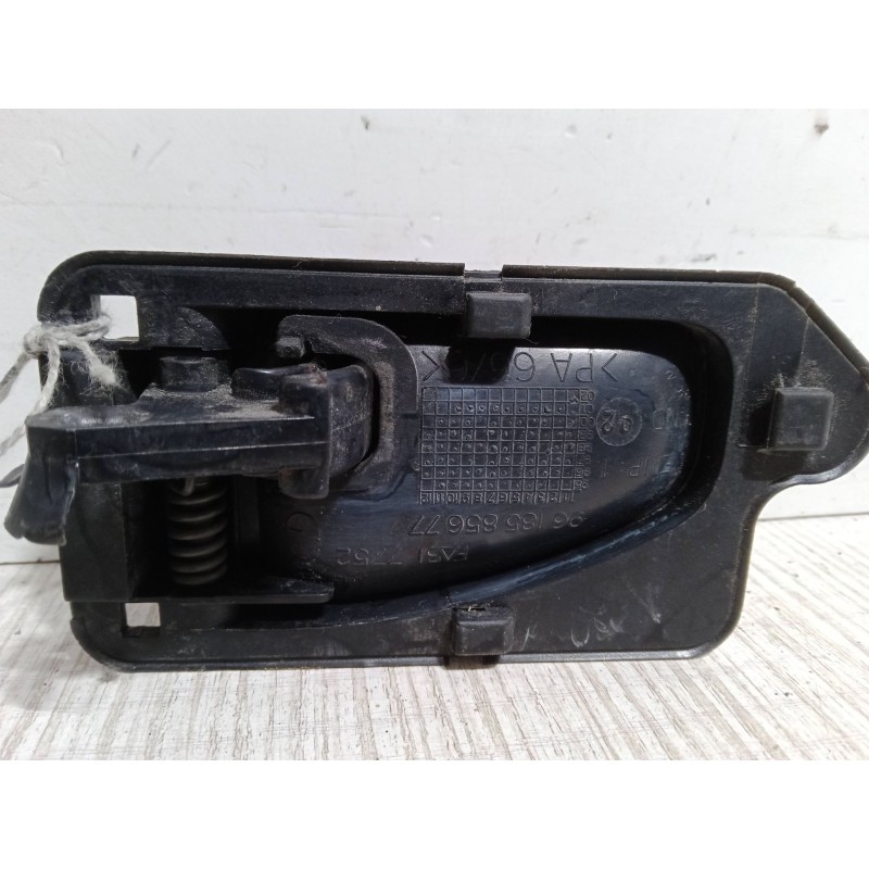 Recambio de maneta interior puerta delantera izquierda para citroën saxo (s0, s1) 1.5 d referencia OEM IAM   