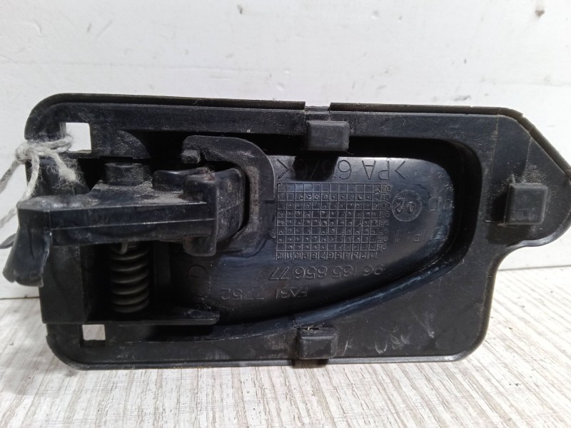 Recambio de maneta interior puerta delantera izquierda para citroën saxo (s0, s1) 1.5 d referencia OEM IAM   