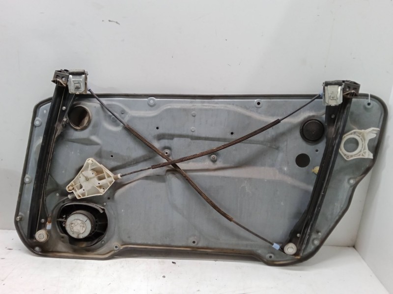 Recambio de elevalunas electrico delantero izquierdo para seat ibiza iii (6l1) 1.4 16v referencia OEM IAM 6L3837751CH  