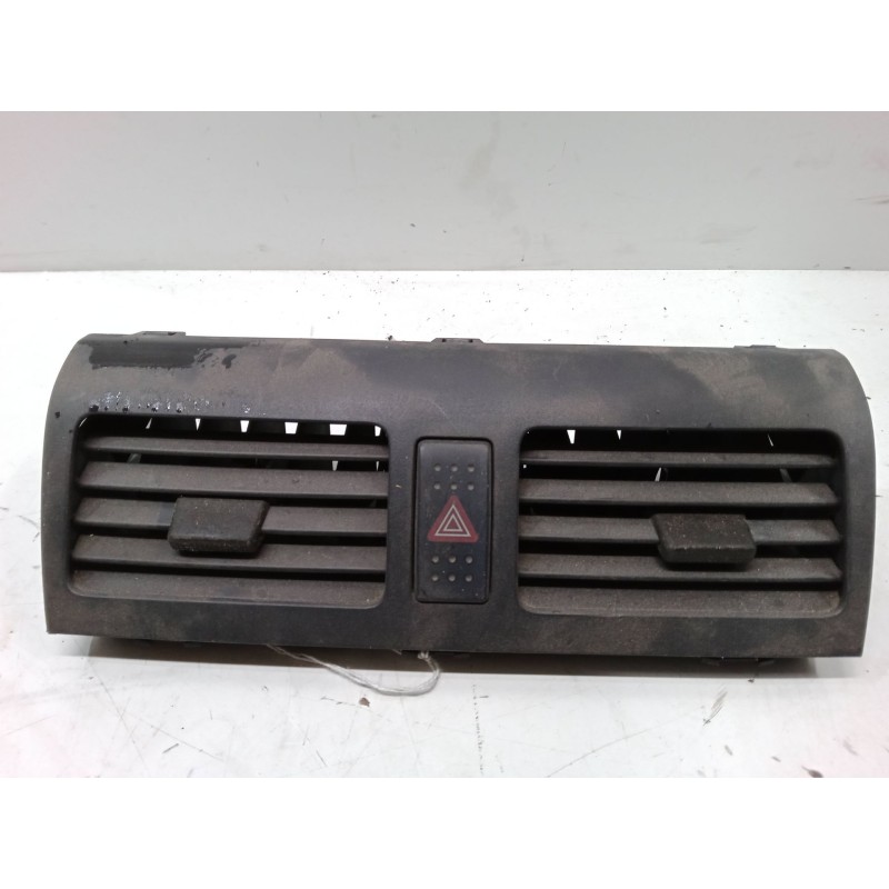 Recambio de aireador central para suzuki swift iii (mz, ez) 1.3 ddis (rs 413d) referencia OEM IAM   