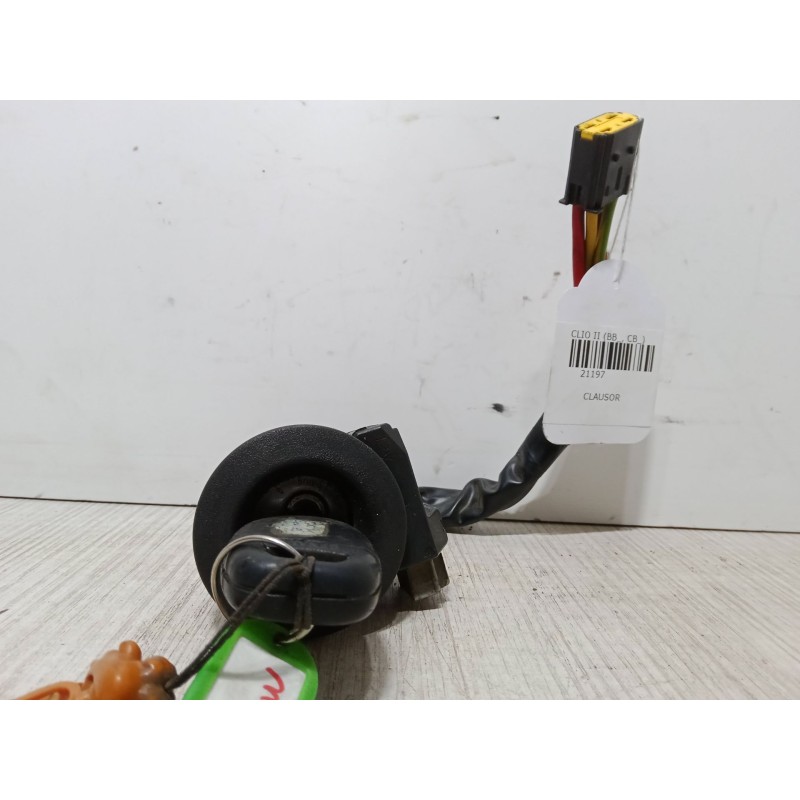 Recambio de clausor para renault clio ii (bb_, cb_) 1.5 dci (b/cb07) referencia OEM IAM 1333306 143408T 