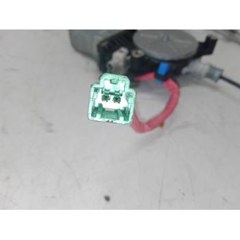 ELEVALUNAS ELECTRICO TRASERO DERECHO 