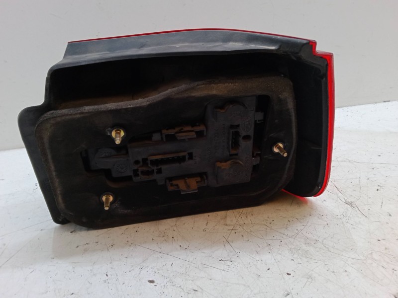 Recambio de piloto trasero izquierdo para seat ibiza ii (6k1) 1.9 sdi referencia OEM IAM   