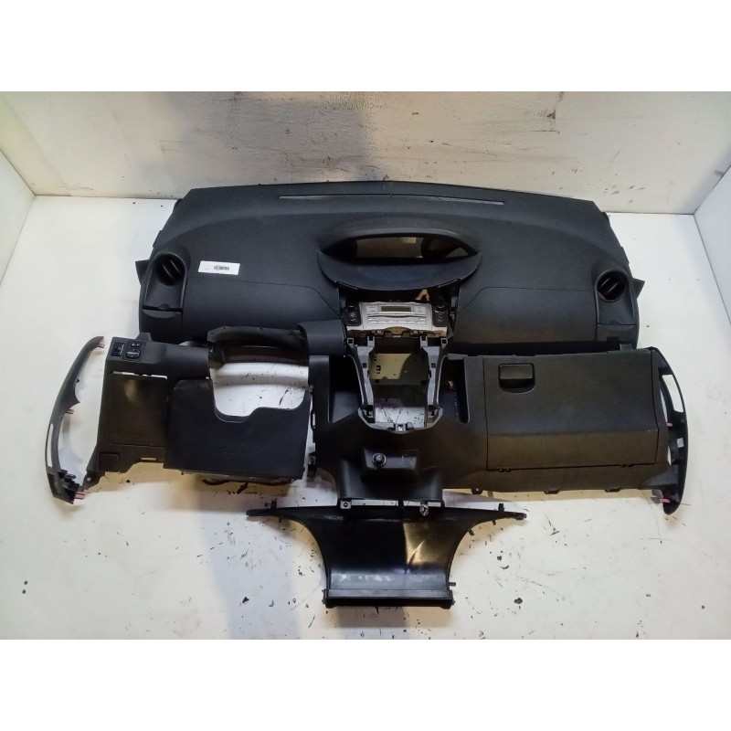 Recambio de salpicadero para toyota yaris (_p9_) 1.4 d-4d (nlp90_) referencia OEM IAM   