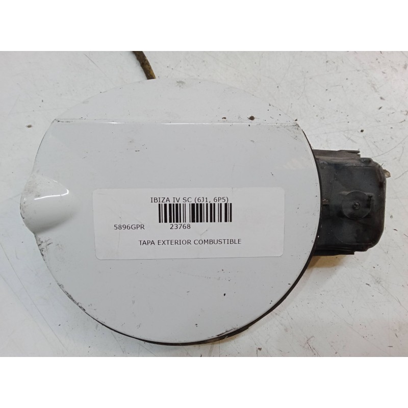 Recambio de tapa exterior combustible para seat ibiza iv sc (6j1, 6p5) 1.9 tdi referencia OEM IAM   