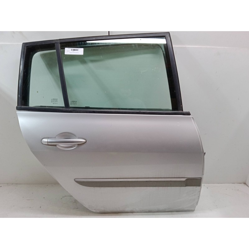 Recambio de puerta trasera derecha para renault megane ii station wagon (km0/1_) 1.6 16v referencia OEM IAM   