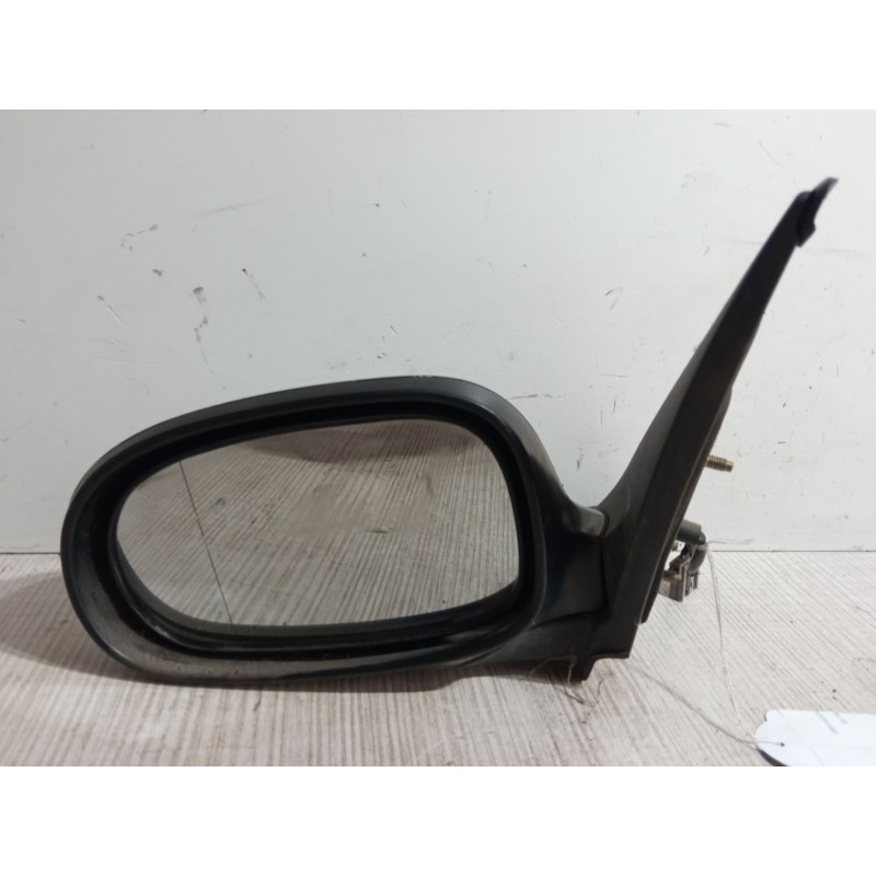 Recambio de retrovisor electrico izquierdo para nissan almera ii (n16) 1.8 referencia OEM IAM   