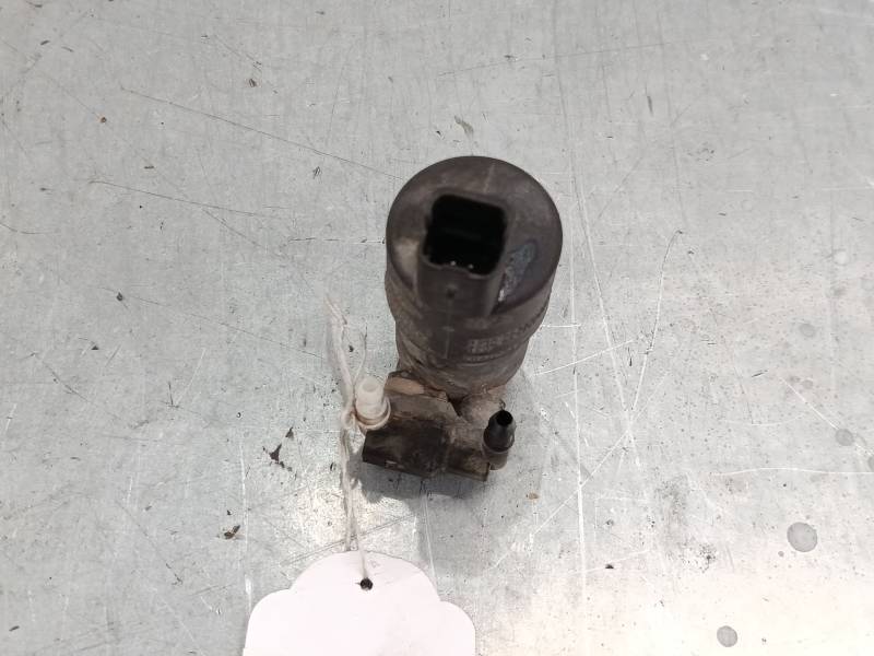 BOMBA LIMPIAPARABRISAS 